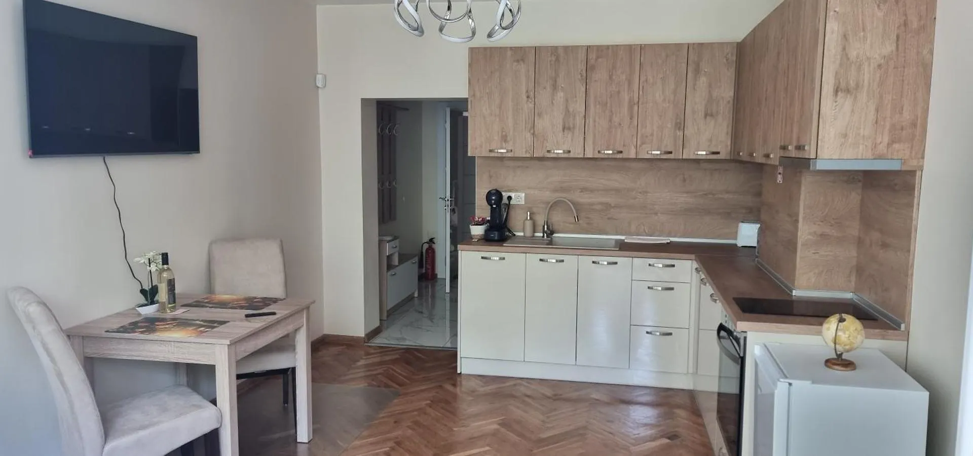 Central Luxe Apartament Mimoza Varna Apartmán